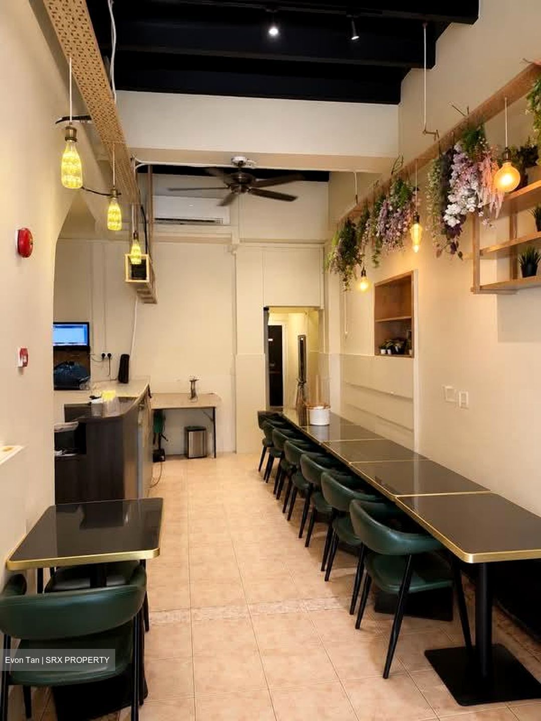 Kandahar Street (D7), Shop House #606366501